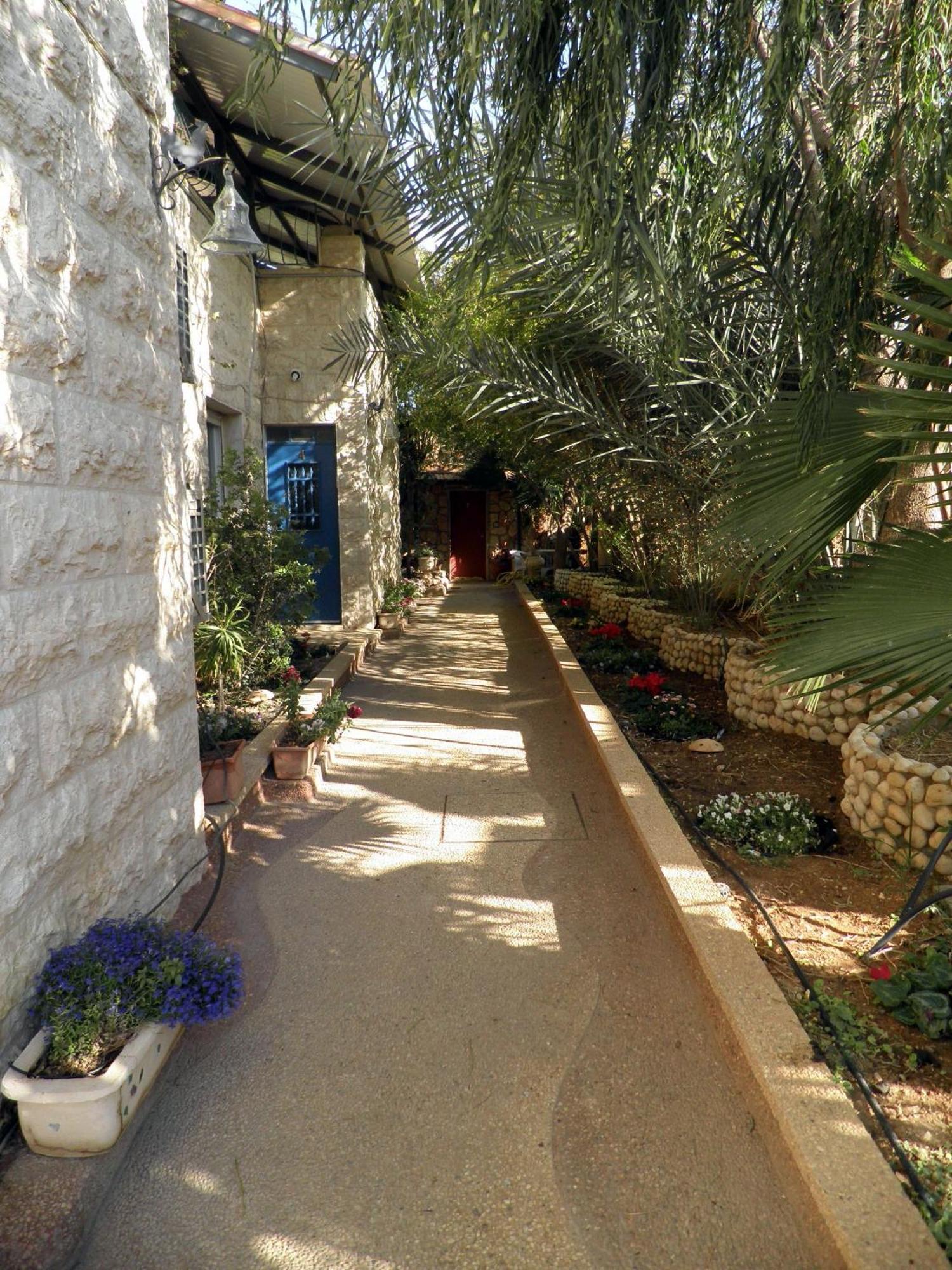 Jericho Inn Vered Yeriho Buitenkant foto